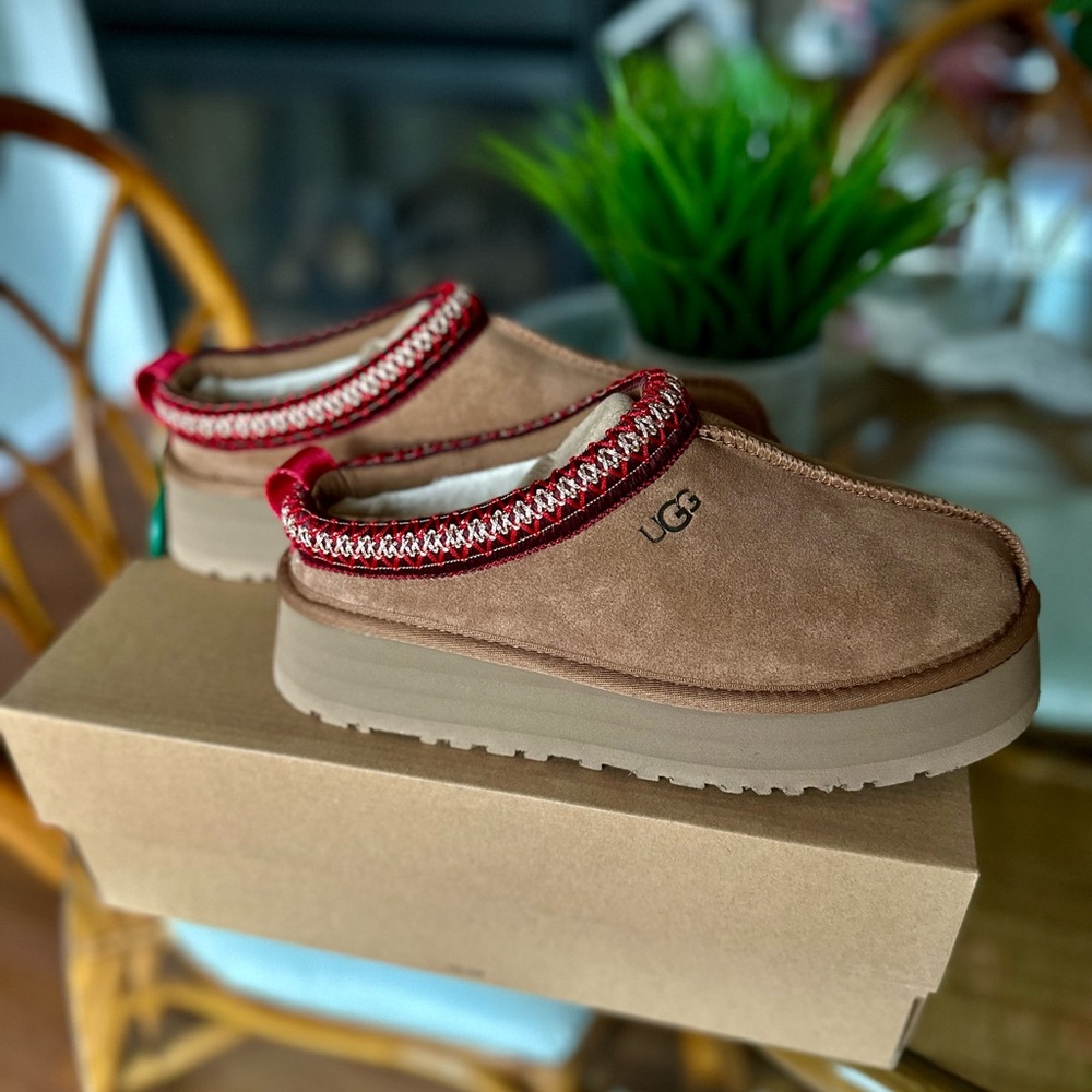 UGG Tazz Platform Slipper- Womens.